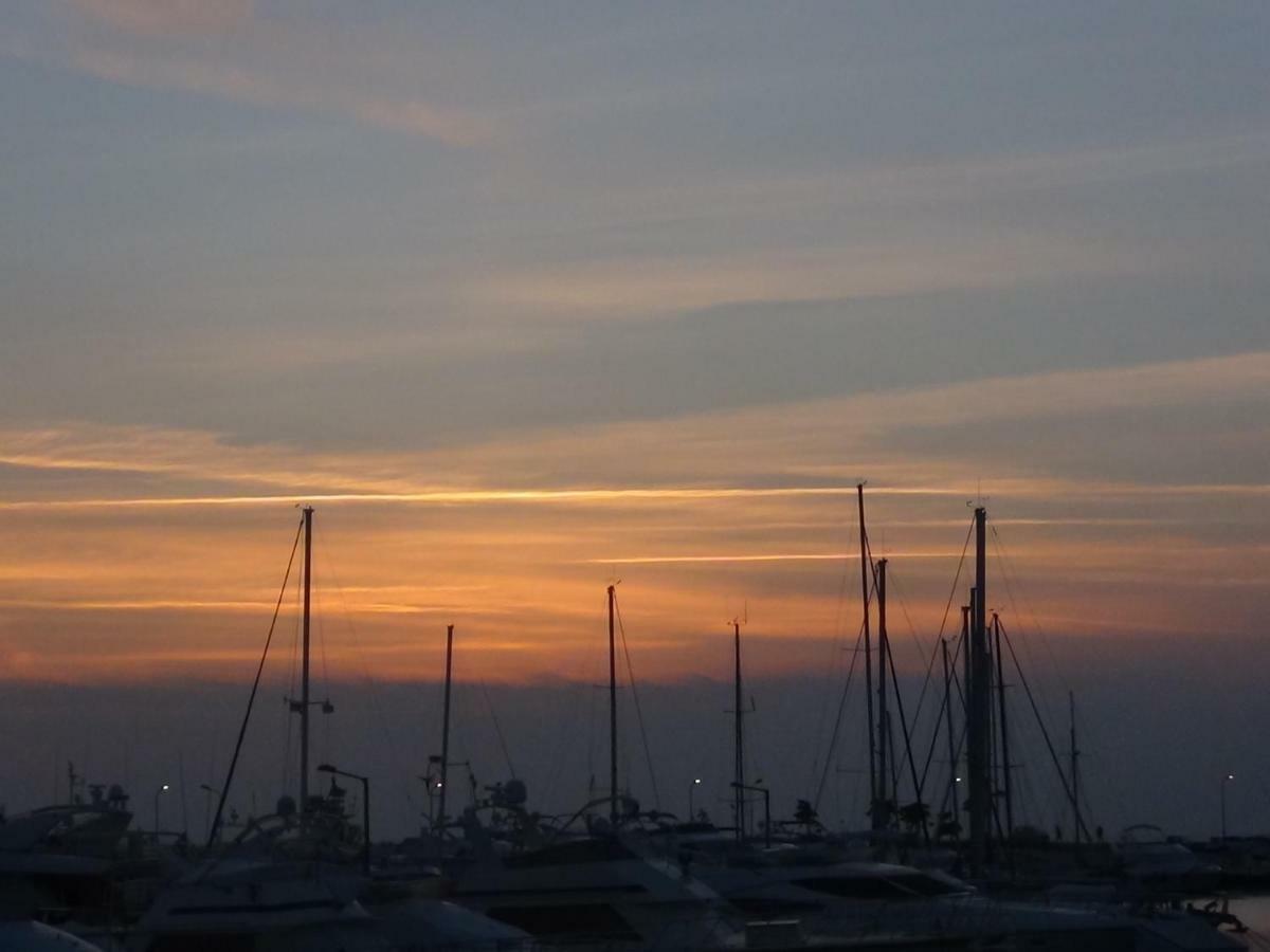 Sunset Sea View Apartment Αθήνα Εξωτερικό φωτογραφία